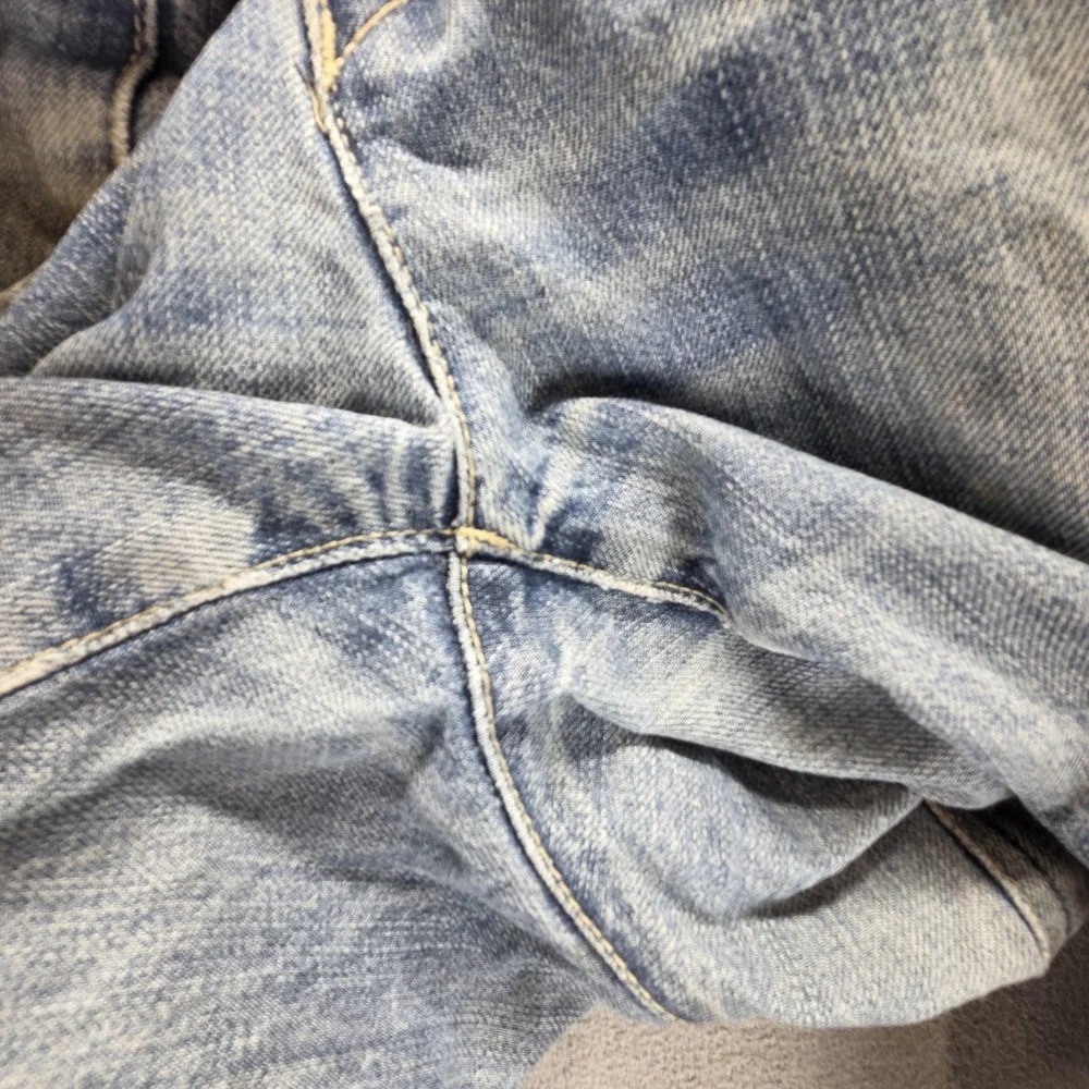Vintage Levis Engineered Jeans Mens 30x32 Blue Twisted Button Fly Medium Wash